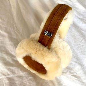 Ugg two-tone shearling earmuffs